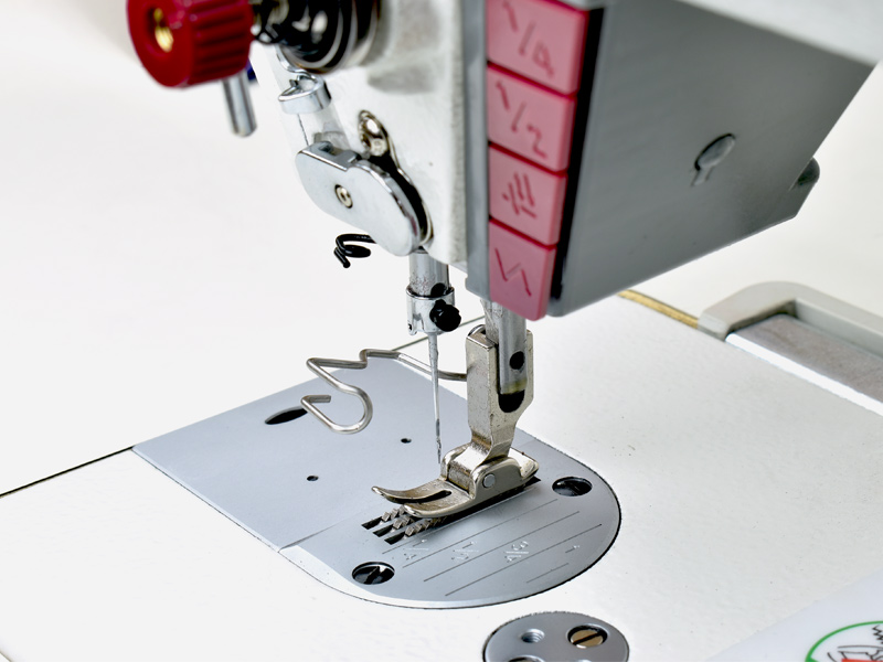 Прямострочная промышленная швейная машина Aurora A-5E (Дизайнерские строчки)