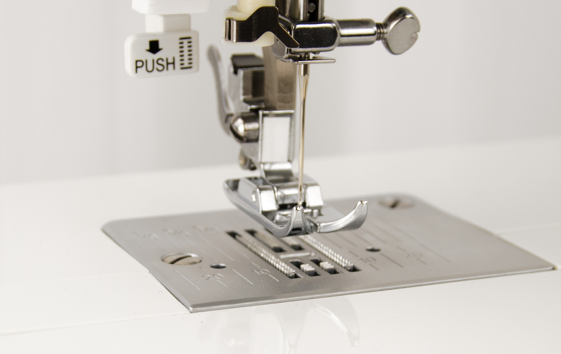 Швейная машина Aurora Jeans Club