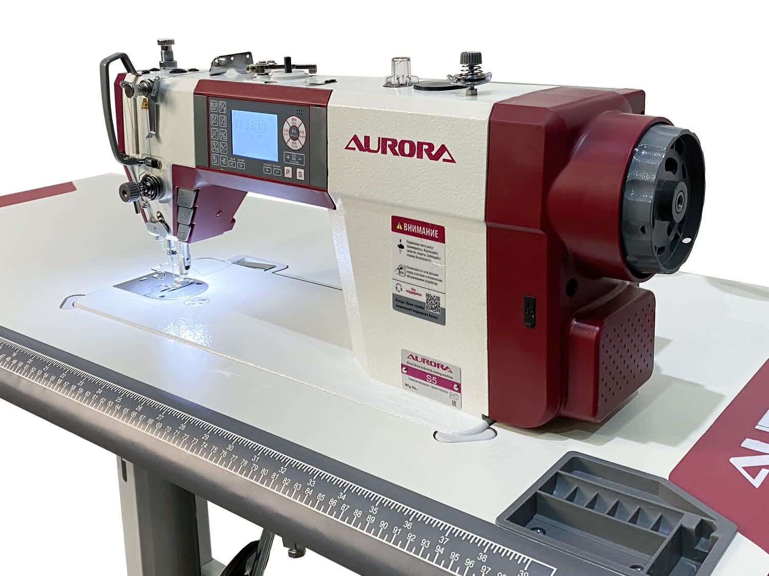 Прямострочная промышленная швейная машина Aurora S5 для легких и средних материалов (дизайнерские строчки, прямой привод, позиционер иглы, обрезка и закрепка нити)