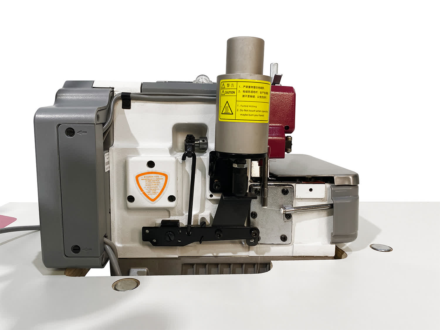 Промышленный 6-ти ниточный оверлок с автоматическим подъемом лапки Aurora E3-6PF для легких и средних материалов (прямой привод) Промышленный 6-ти ниточный оверлок с автоматическим подъемом лапки Aurora E3-6PF для легких и средних материалов (прямой привод)