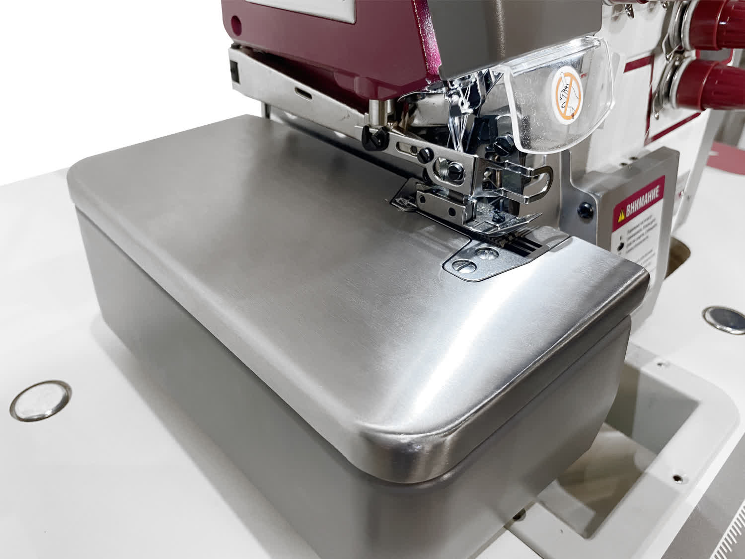 Промышленный 6-ти ниточный оверлок с автоматическим подъемом лапки Aurora E3-6PF для легких и средних материалов (прямой привод) Промышленный 6-ти ниточный оверлок с автоматическим подъемом лапки Aurora E3-6PF для легких и средних материалов (прямой привод)