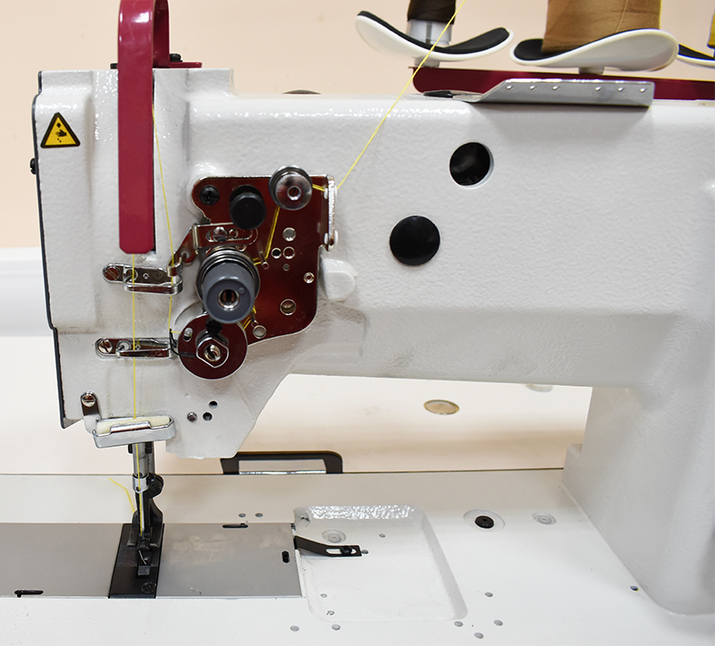 Прямострочная промышленная швейная машина для сверхтяжелых материалов A-877 Aurora