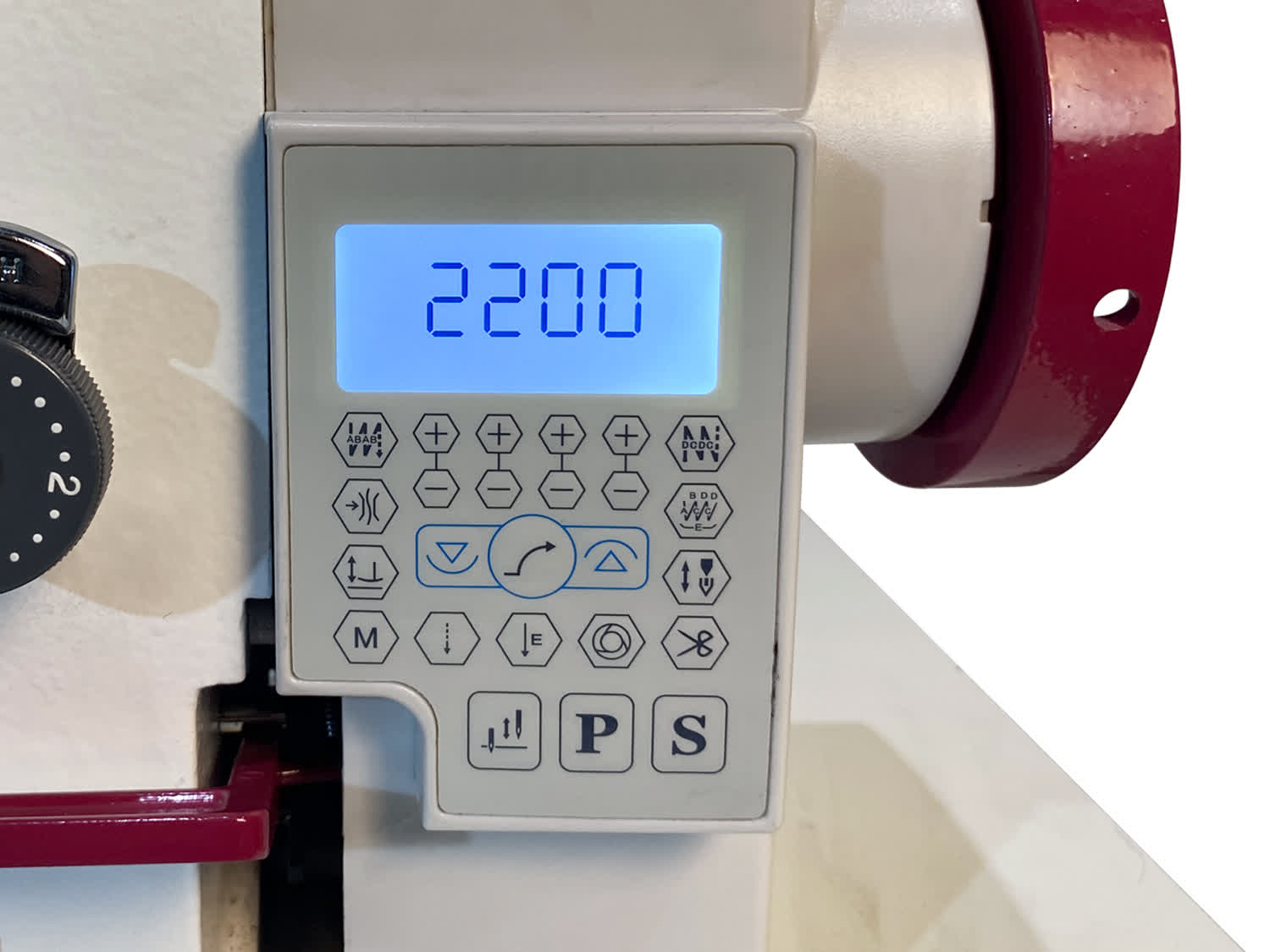 Промышленная швейная машина с шагающей лапкой и увеличенным вылетом рукава Aurora A-0302-560 (автоматические функции)