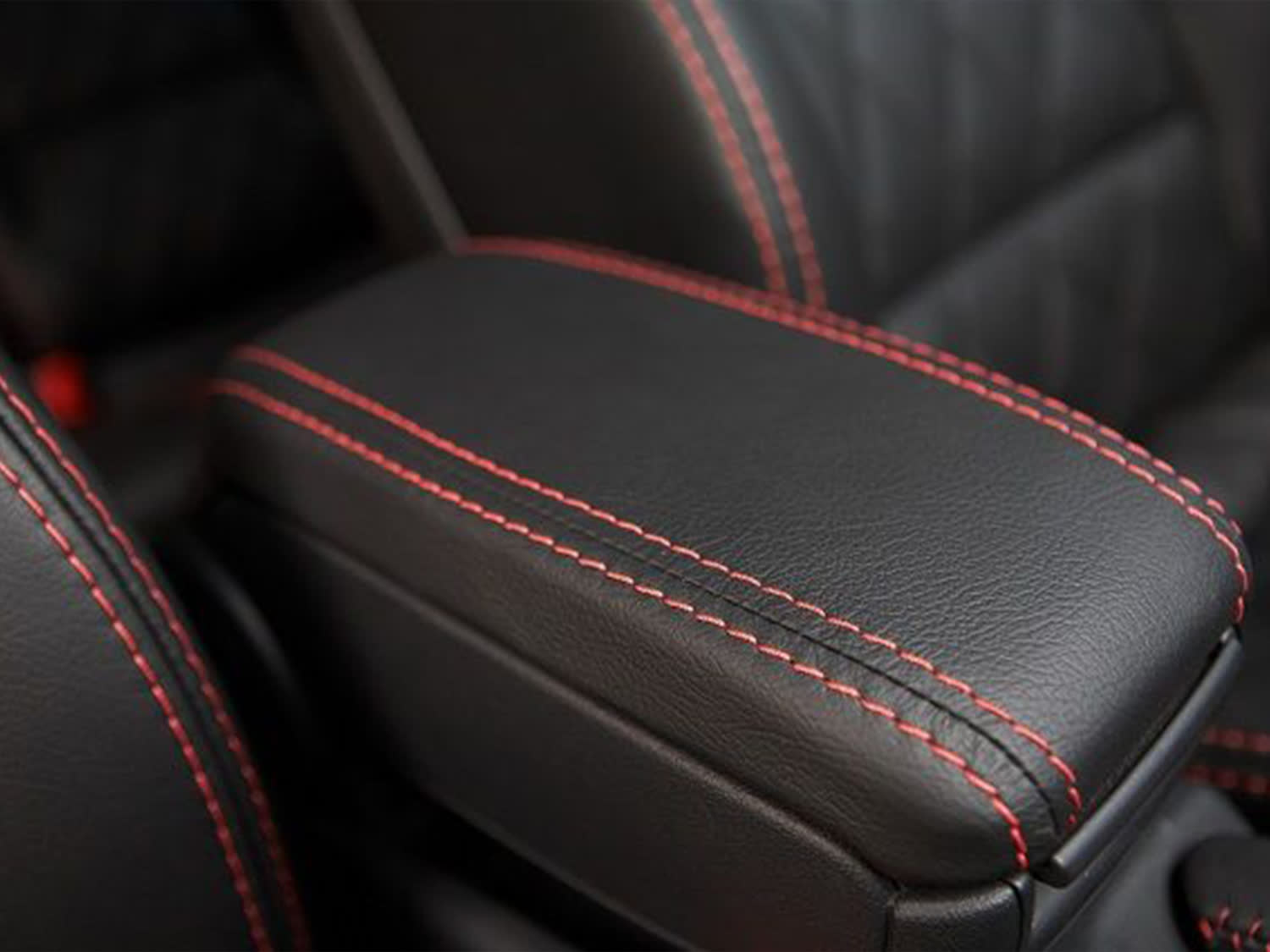 Прямострочная промышленная швейная машина с тройным продвижением Aurora А-867-1D3 (автоматические функции, увеличенный челнок, вылет рукава 320 мм)