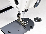 Прямострочная промышленная швейная машина c увеличенным челноком Aurora H1-B
