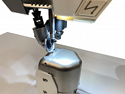 Одноигольная колонковая машина с 3-м продвижением Aurora A-1591N-D3  (автоматические функции, шаговые моторы, увеличенный челнок, дизайнерские строчки)